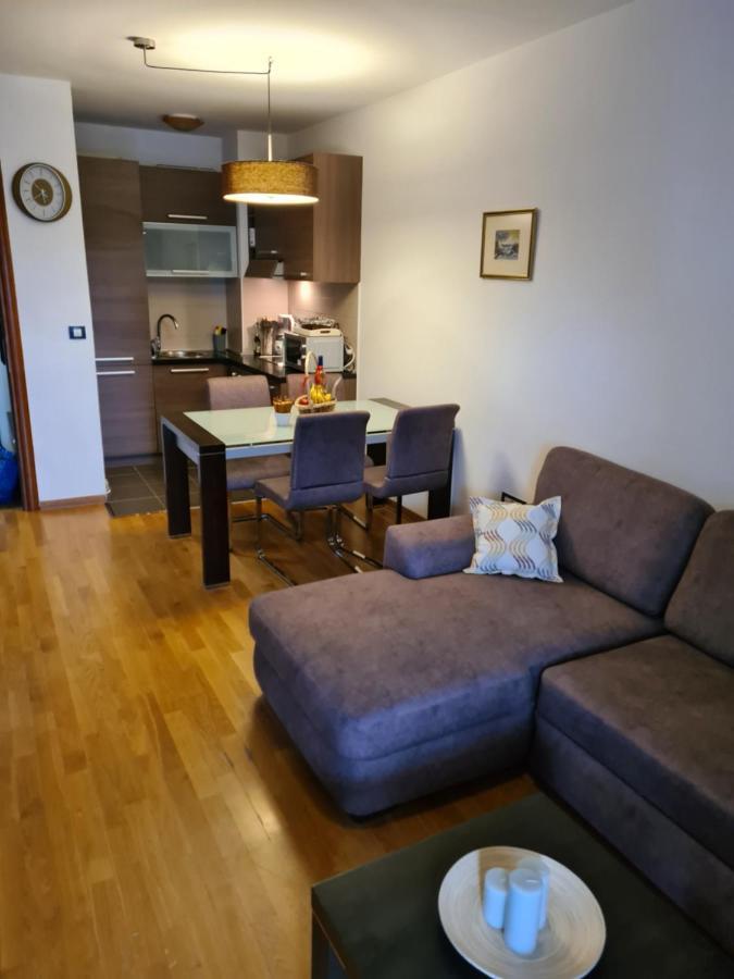 Seaview Apartment Бар Екстериор снимка