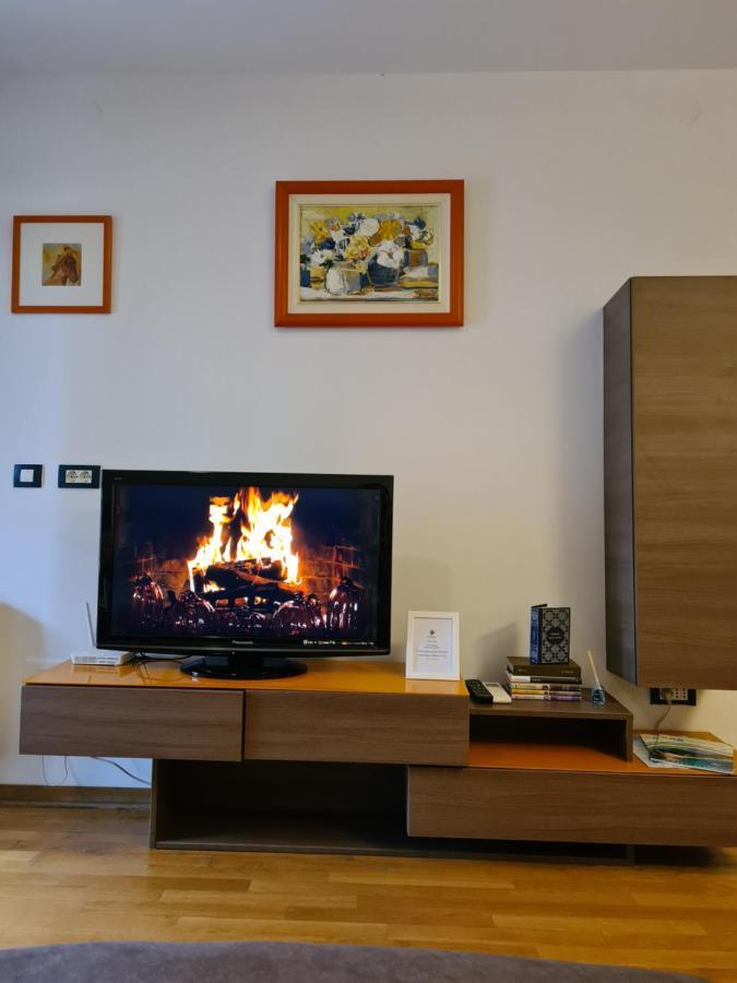 Seaview Apartment Бар Екстериор снимка
