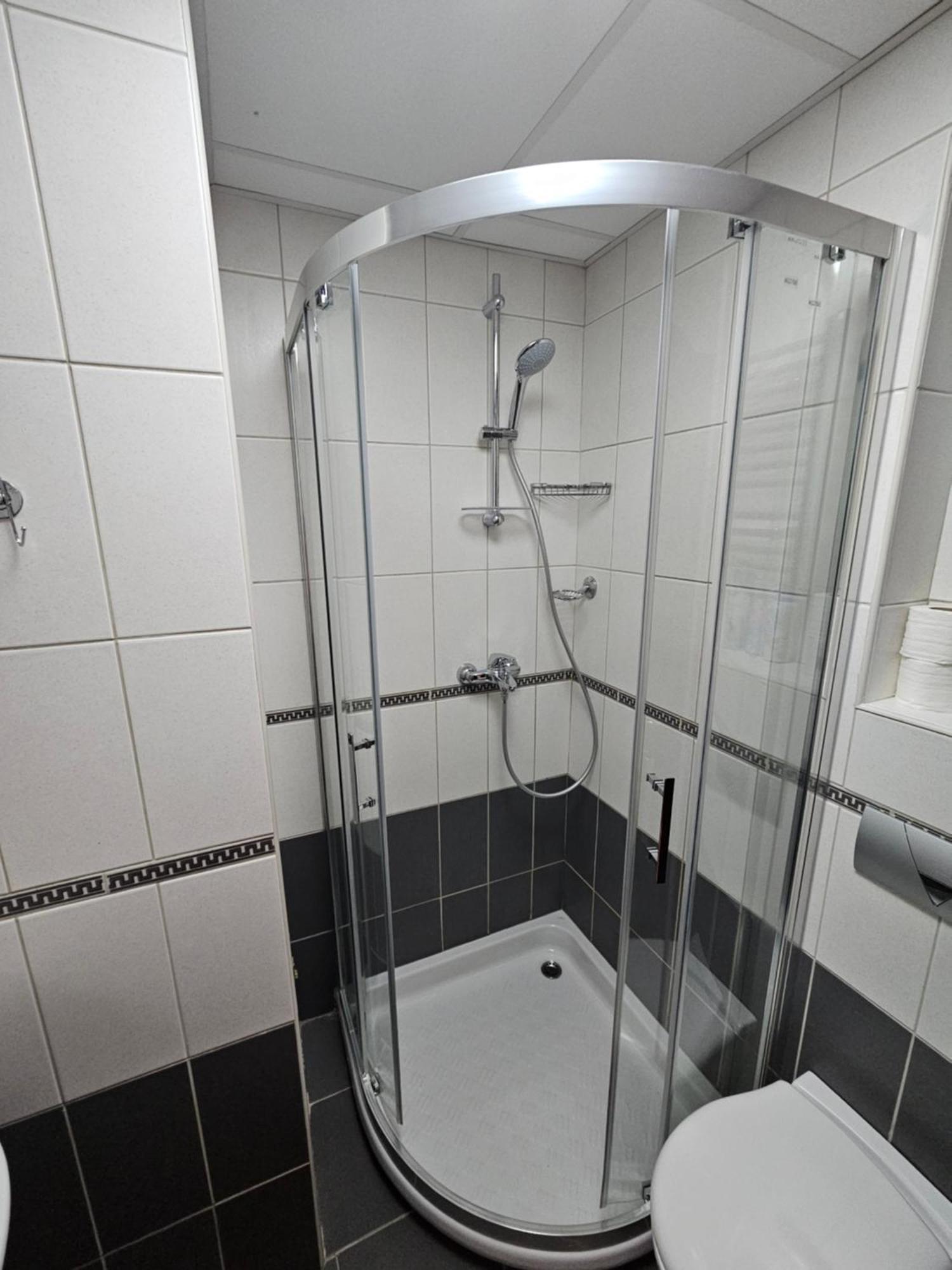 Seaview Apartment Бар Екстериор снимка